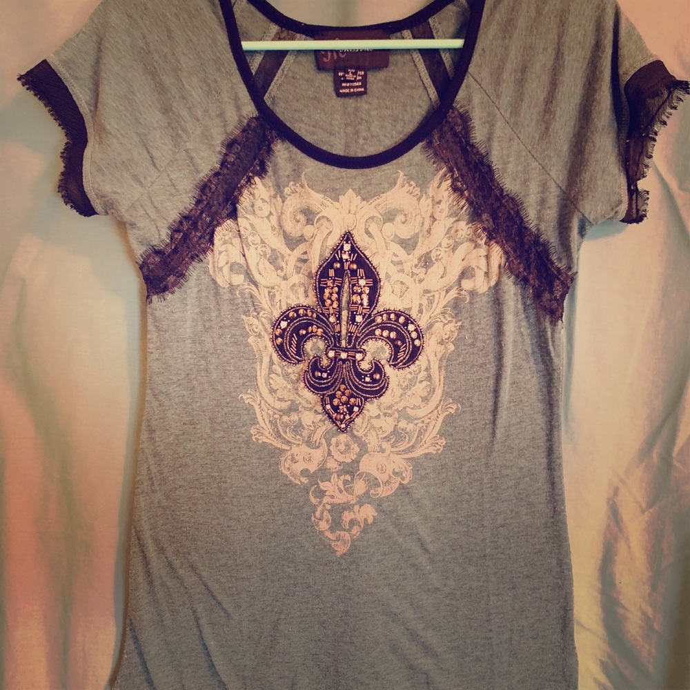 Miss Me brand t-shirt